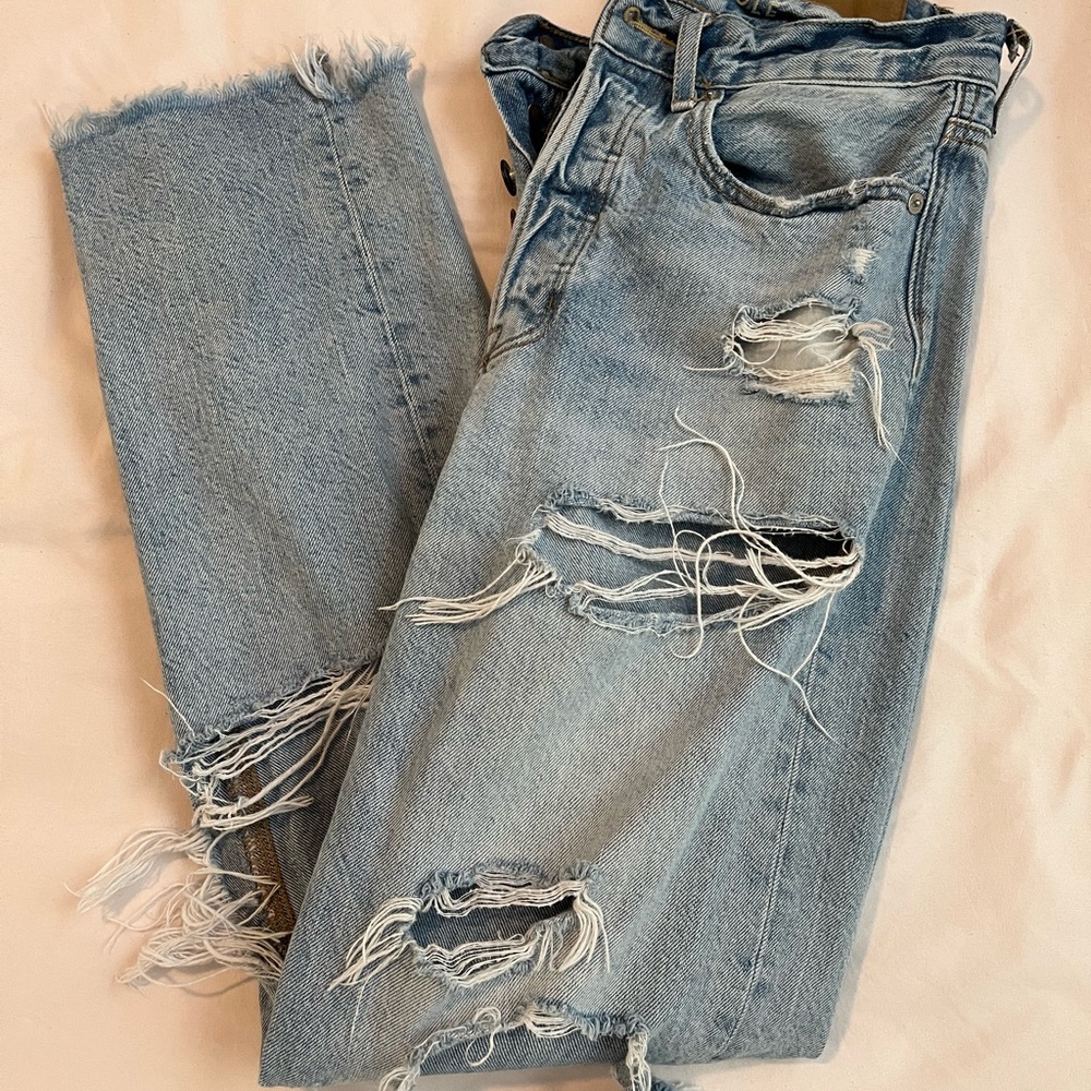 American Eagle 90s Boyfriend Jean